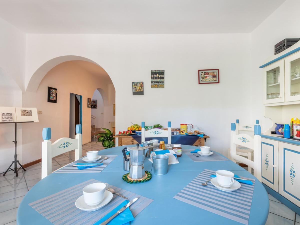 Il Giardino Dell'Arte Bed & Breakfast Capoterra Dış mekan fotoğraf